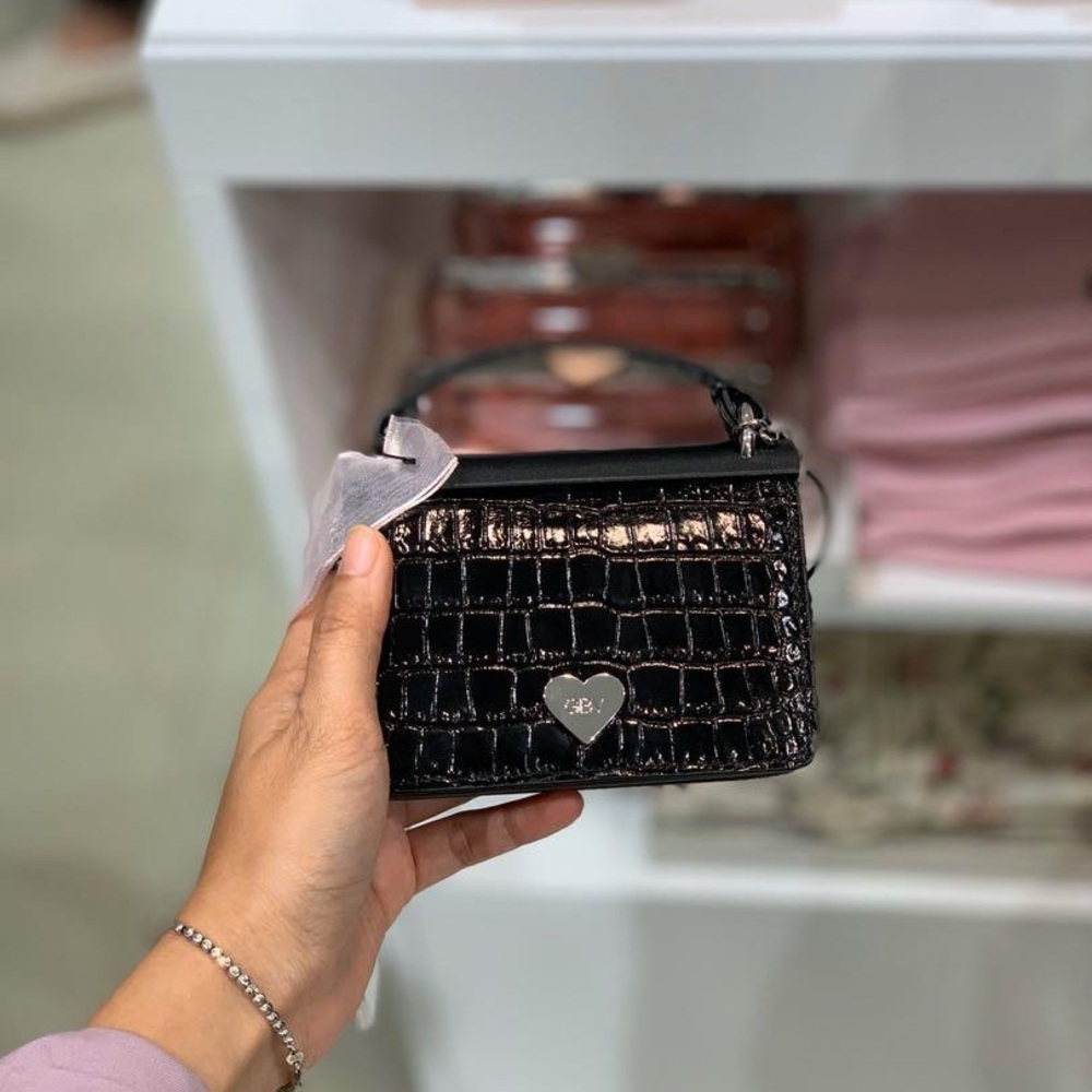 Giambattista Valli x H&M crossbody wallet on chain